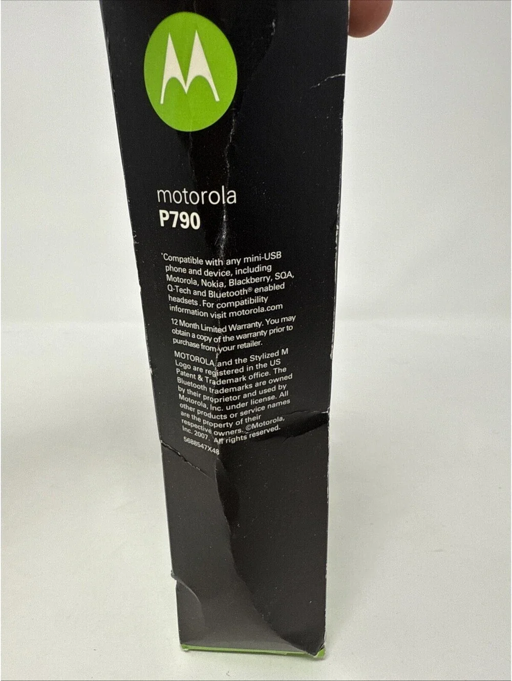 MOTOROLA P790 BLACK PORTABLE CHARGER-BRAND NEW IN BOX!